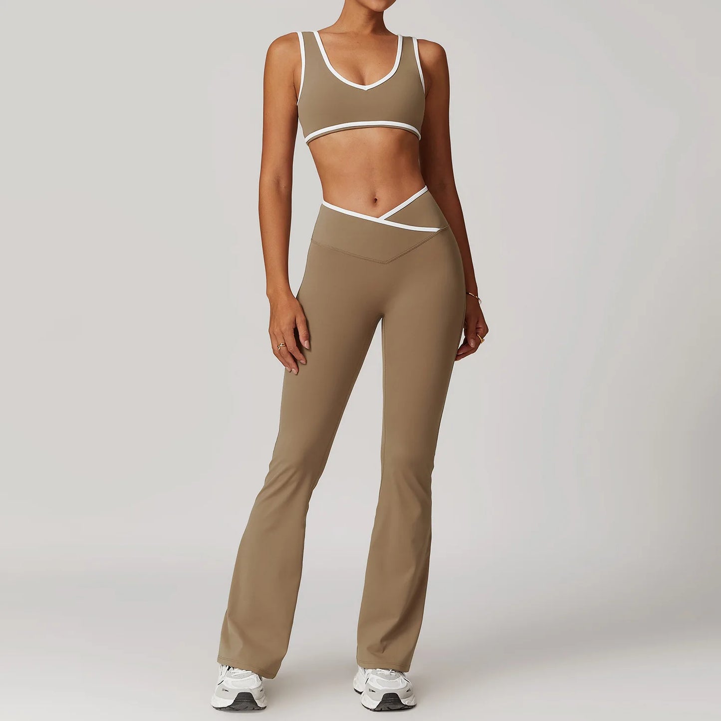 2-Piece Women’s Nude-Feel Yoga Set – Sport Bra & Leggings