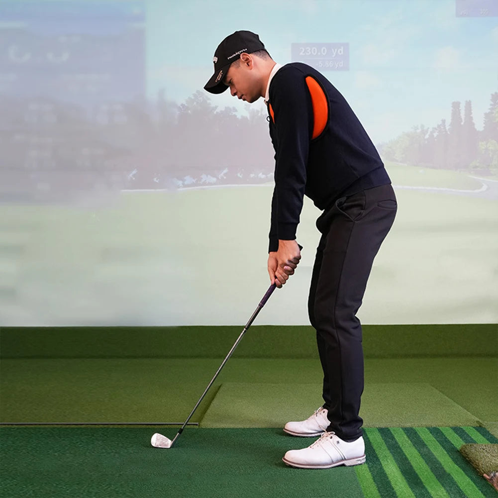 Moon-Shaped Golf Swing Trainer