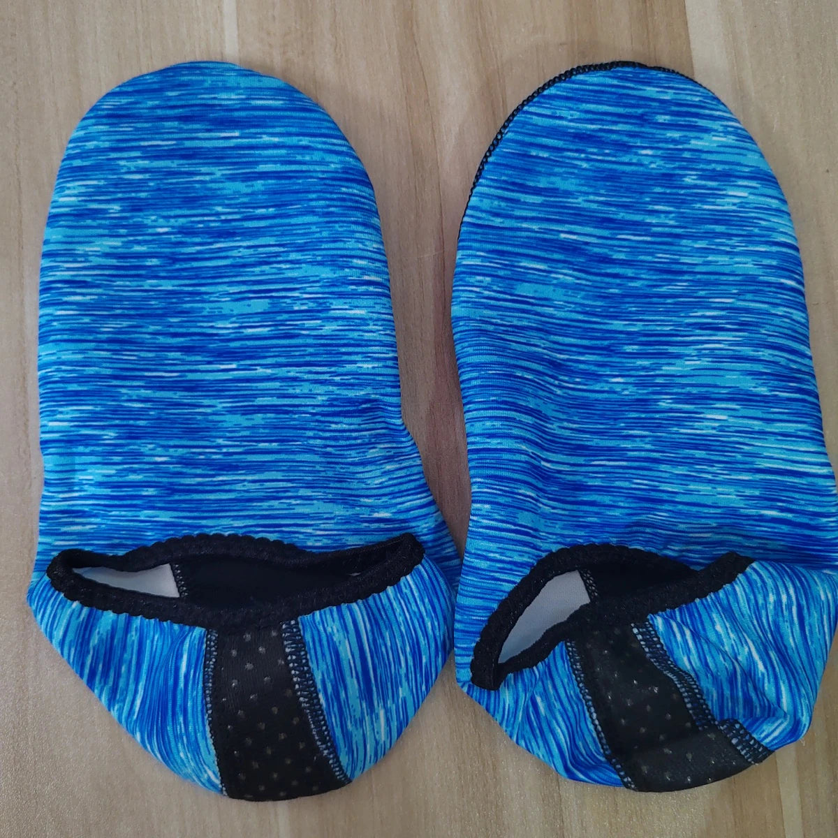 Unisex Quick-Dry Water Socks – Non-Slip Swim & Beach Shoes